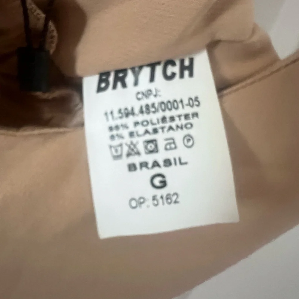 Women's Tan Sleeveless Crop  Top Size Large. NWOT - Picture 7 of 8